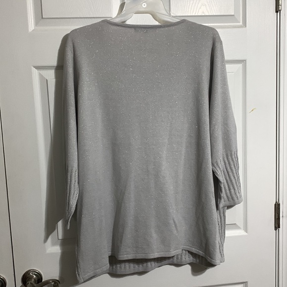 Silver glitter Top with ruffle neck line - Picture 3 of 4